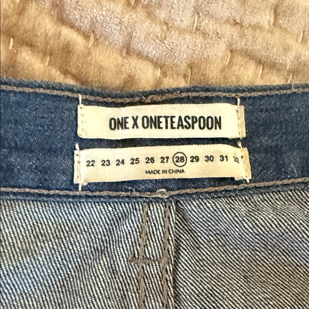 One Teaspoon bandits Distressed Denim Shorts - Picture 4 of 8